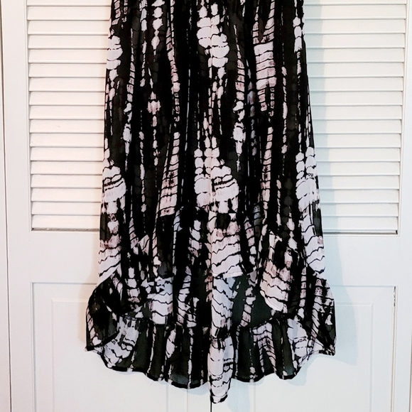 Bathing Suit Coverup - Picture 5 of 10